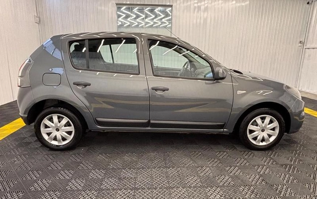imagem-https://www.socarrao.com.br/sc-vehicle-images-prod/4373652/1792175215142-8469906_4_B_b2dacd941e.jpeg