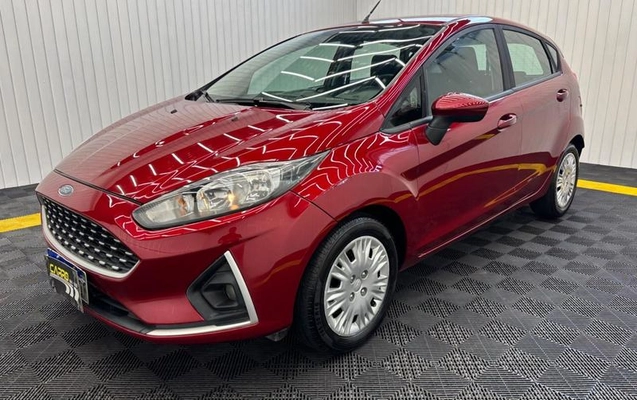 imagem-https://www.socarrao.com.br/sc-vehicle-images-prod/4373657/1792175220672-8498808_1_B_f734e4869a.jpeg