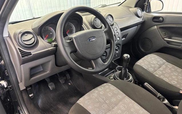 imagem-https://www.socarrao.com.br/sc-vehicle-images-prod/4373660/1792175225644-8500172_14_B_ec2516c2ec.jpeg