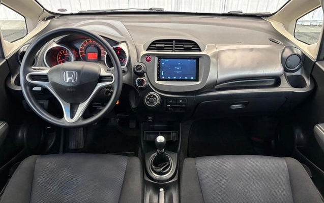 imagem-https://www.socarrao.com.br/sc-vehicle-images-prod/4373667/1792175234902-8545467_17_B_a57300d6bd.jpeg