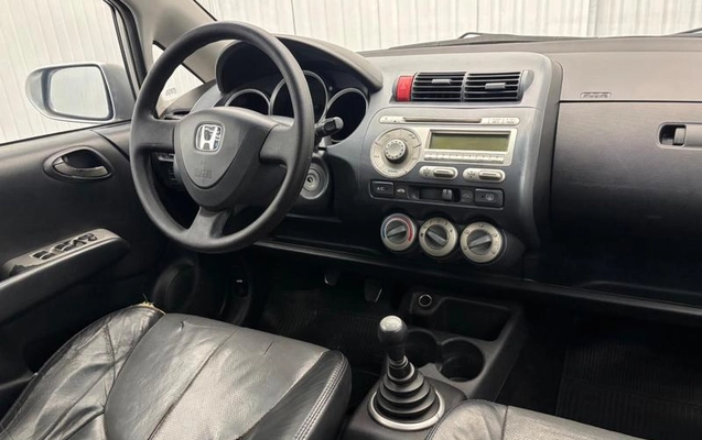 imagem-https://www.socarrao.com.br/sc-vehicle-images-prod/4373671/1792175239628-8557125_19_B_15bfd9a861.jpeg