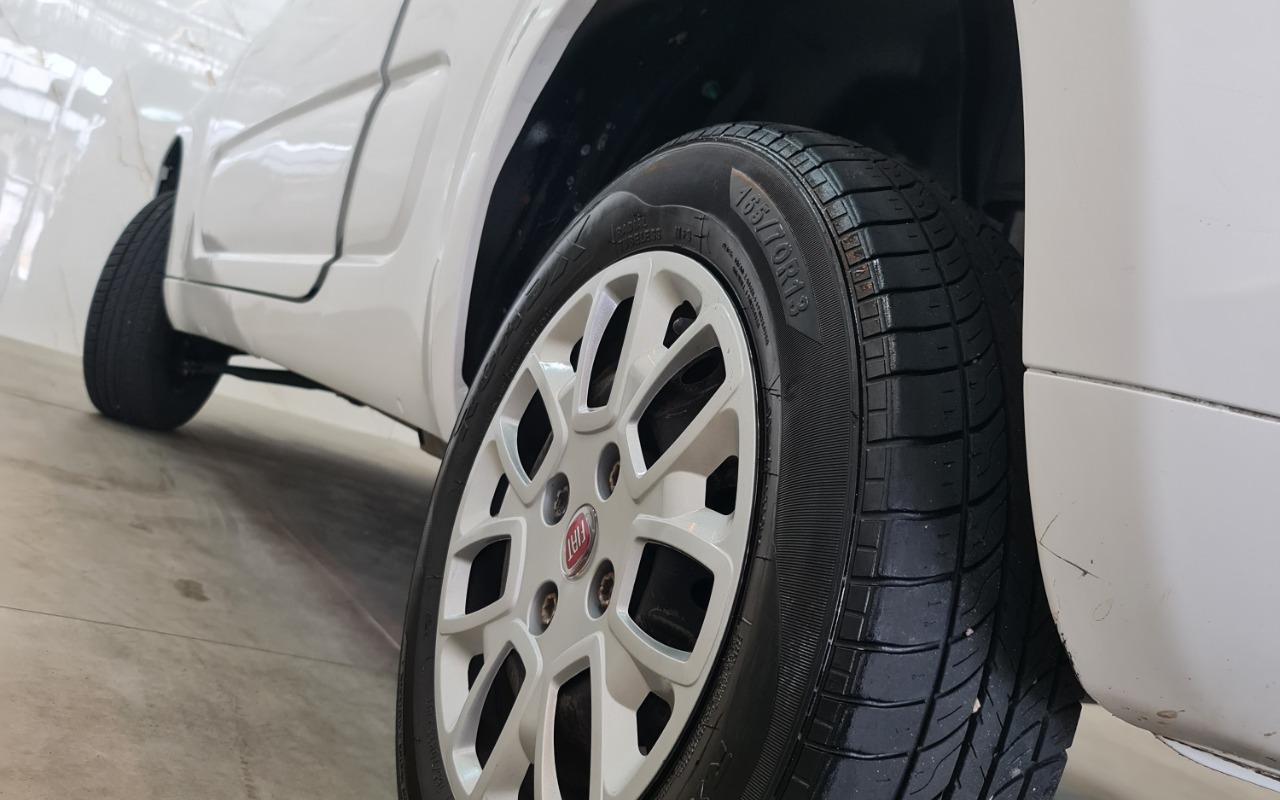 imagem-https://www.socarrao.com.br/sc-vehicle-images-prod/4373687/1792175306419-MjAyNjEwMTZfMTIyODEwLmpwZw.jpg