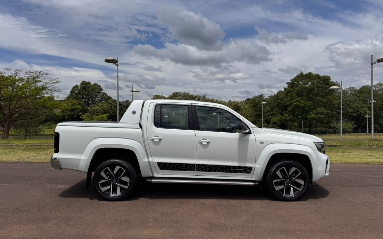 imagem-https://www.socarrao.com.br/sc-vehicle-images-prod/4373696/1792175350972-V2hhdHNBcHAgSW1hZ2UgMjAyNi0xMC0xNiBhdCAxNS4wNS40MCAoMSkuanBlZw.jpeg