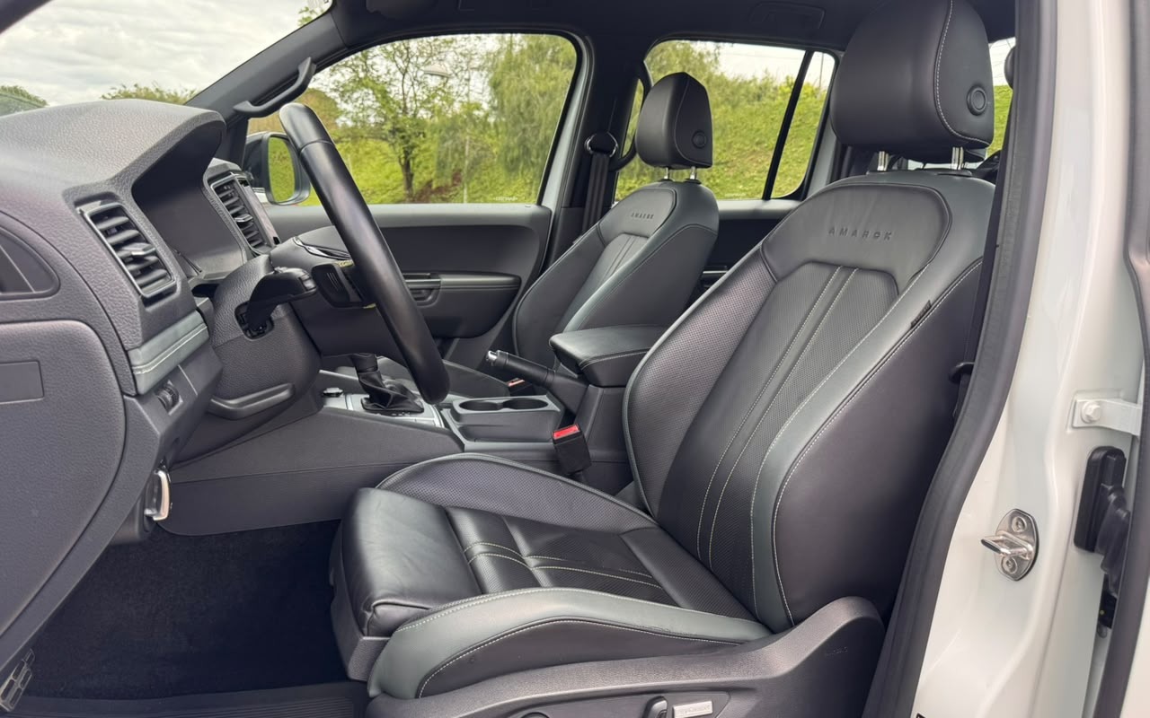 imagem-https://www.socarrao.com.br/sc-vehicle-images-prod/4373696/1792175351312-V2hhdHNBcHAgSW1hZ2UgMjAyNi0xMC0xNiBhdCAxNS4wNS40MiAoMSkuanBlZw.jpeg