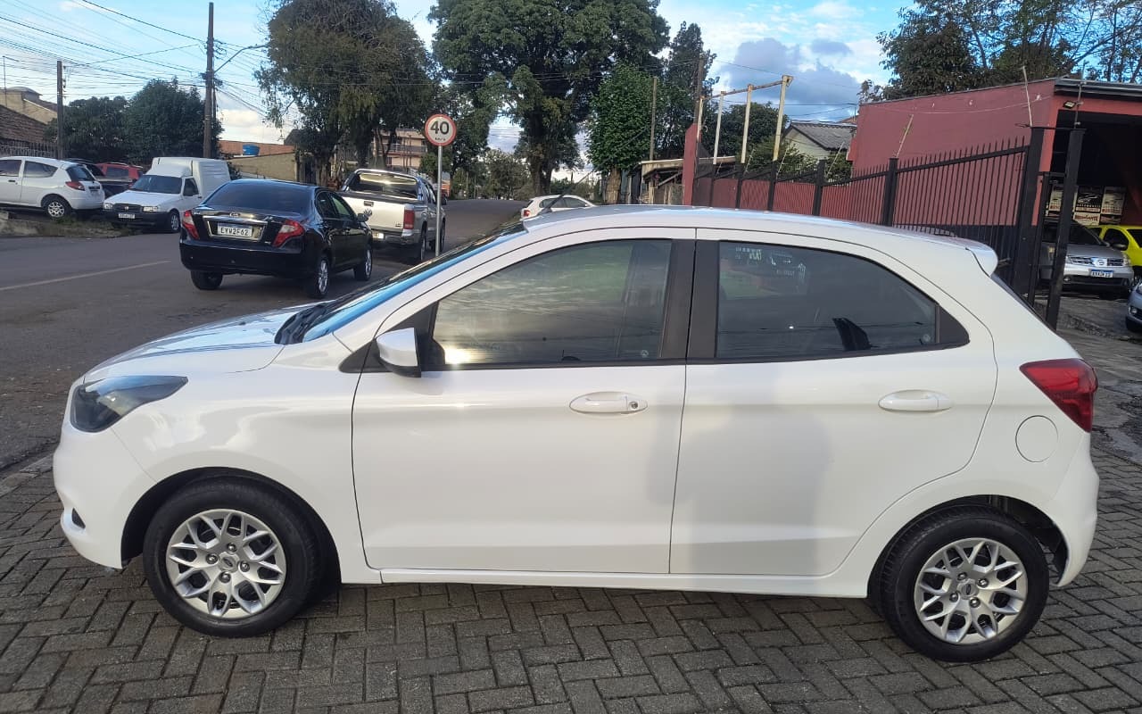 imagem-https://www.socarrao.com.br/sc-vehicle-images-prod/4373702/1792175403901-V2hhdHNBcHAgSW1hZ2UgMjAyNi0xMC0xNSBhdCAyMy4zMy4wNyAoMSkuanBlZw.jpeg