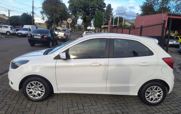imagem-https://www.socarrao.com.br/sc-vehicle-images-prod/4373702/1792175403901-V2hhdHNBcHAgSW1hZ2UgMjAyNi0xMC0xNSBhdCAyMy4zMy4wNyAoMSkuanBlZw.jpeg