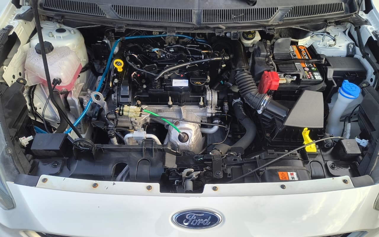 imagem-https://www.socarrao.com.br/sc-vehicle-images-prod/4373702/1792175405405-V2hhdHNBcHAgSW1hZ2UgMjAyNi0xMC0xNSBhdCAyMy4zMy4yMi5qcGVn.jpeg