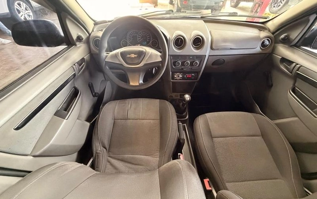 imagem-https://www.socarrao.com.br/sc-vehicle-images-prod/4373704/1792176409857-8577232_12_B_af8cd76a7f.jpeg