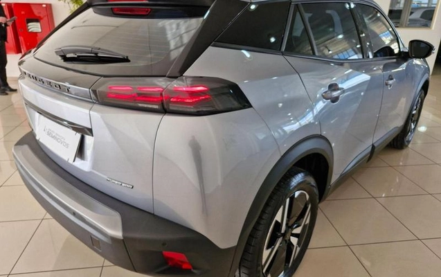 imagem-https://www.socarrao.com.br/sc-vehicle-images-prod/4373715/1792175471440-8266741_2_B_3b643e5d84.jpeg