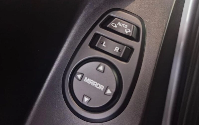 imagem-https://www.socarrao.com.br/sc-vehicle-images-prod/4373721/1792527614659-8247682_14_B_55f50da7c1.jpeg