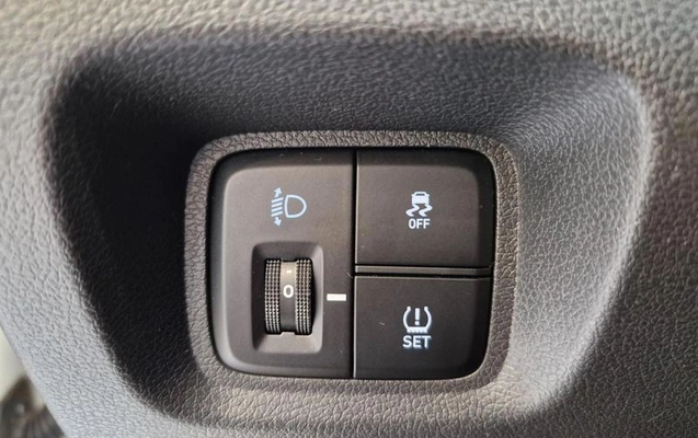 imagem-https://www.socarrao.com.br/sc-vehicle-images-prod/4373733/1792527236393-8282649_13_B_24bd849c77.jpeg