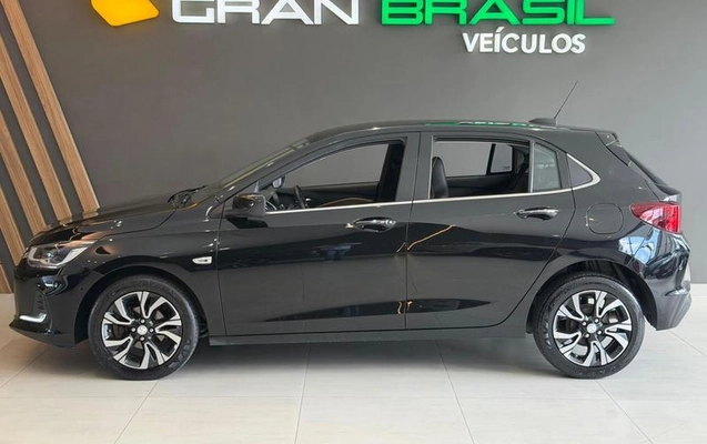 imagem-https://www.socarrao.com.br/sc-vehicle-images-prod/4373751/1792607036876-8575315_15_B_6d30e11a1e.jpeg
