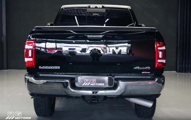 imagem-https://www.socarrao.com.br/sc-vehicle-images-prod/4373765/1792175774674-8578478_11_B_a282a39abd.jpeg