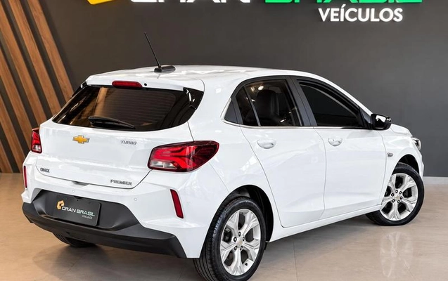 imagem-https://www.socarrao.com.br/sc-vehicle-images-prod/4373775/1792422925964-8575304_2_B_98bca9606a.jpeg