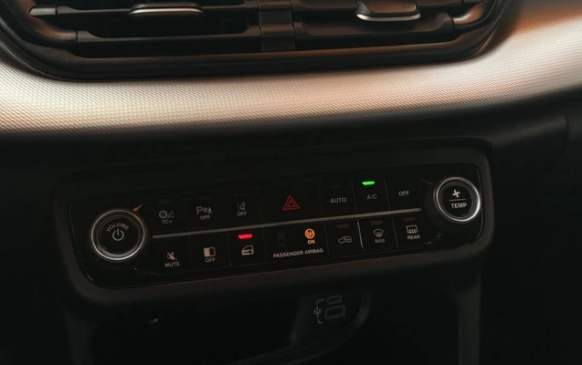 imagem-https://www.socarrao.com.br/sc-vehicle-images-prod/4373792/1792176144841-V2hhdHNBcHAgSW1hZ2UgMjAyNi0xMC0xNiBhdCAxNS4yNi41OSAoMSkuanBlZw.jpeg
