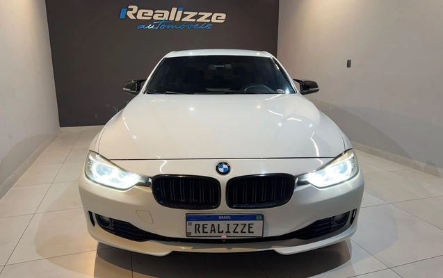 imagem-https://www.socarrao.com.br/sc-vehicle-images-prod/4373843/1792176347499-003_09da5490917a0dfdf77cb5bf2c495169.jpg