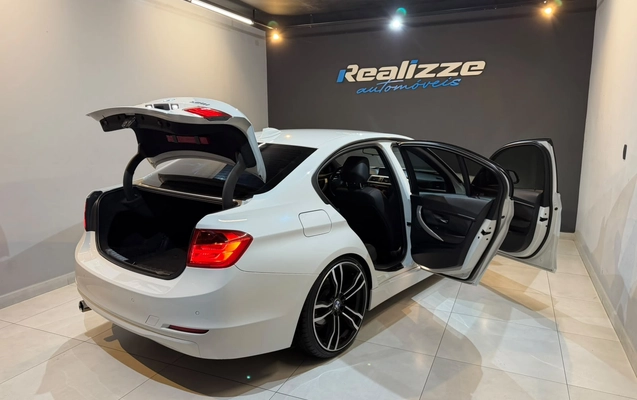 imagem-https://www.socarrao.com.br/sc-vehicle-images-prod/4373843/1792176347506-003_67bfc917b86cf1798f6ca01105f69bce.jpg