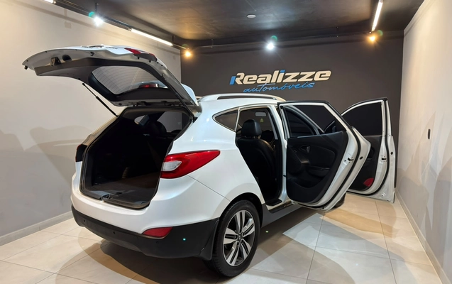 imagem-https://www.socarrao.com.br/sc-vehicle-images-prod/4373884/1792176559656-003_4a9cbd850e1de09247040392945b33d6.jpeg