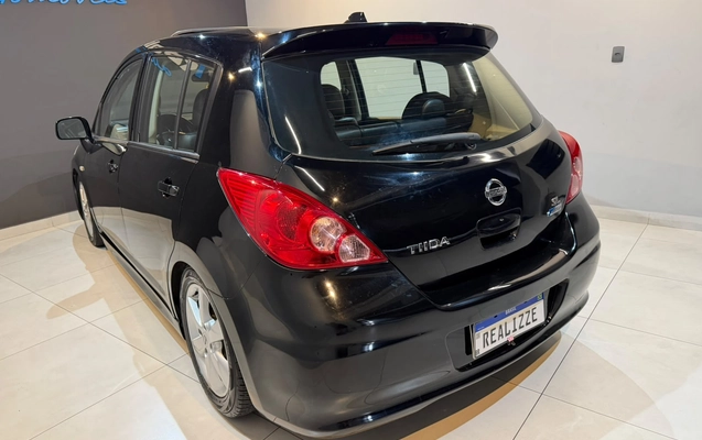 imagem-https://www.socarrao.com.br/sc-vehicle-images-prod/4373887/1792176574000-003_5f10e74025b4f8f8b8f495f9b694e4d1.jpg