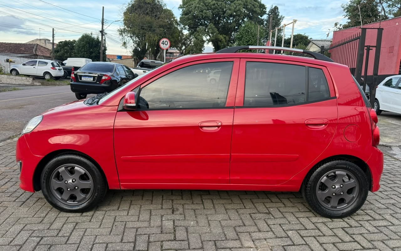 imagem-https://www.socarrao.com.br/sc-vehicle-images-prod/4373889/1792176579506-V2hhdHNBcHAgSW1hZ2UgMjAyNi0xMC0xNSBhdCAyMC4yNi4zMiAoMikuanBlZw.jpeg