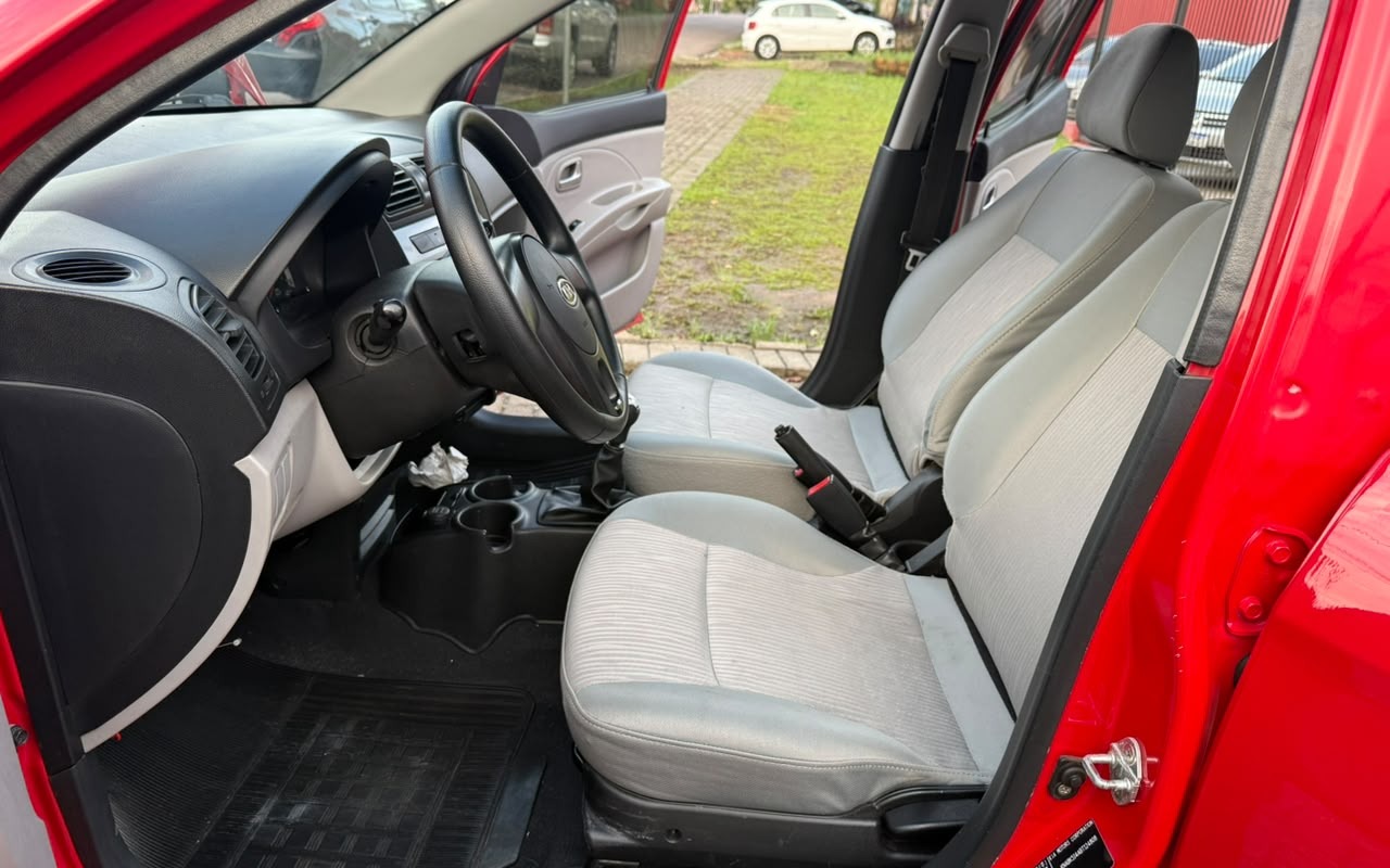 imagem-https://www.socarrao.com.br/sc-vehicle-images-prod/4373889/1792176579866-V2hhdHNBcHAgSW1hZ2UgMjAyNi0xMC0xNSBhdCAyMC4yNi4zNCAoMSkuanBlZw.jpeg