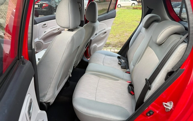 imagem-https://www.socarrao.com.br/sc-vehicle-images-prod/4373889/1792176579921-V2hhdHNBcHAgSW1hZ2UgMjAyNi0xMC0xNSBhdCAyMC4yNi4zNCAoMikuanBlZw.jpeg