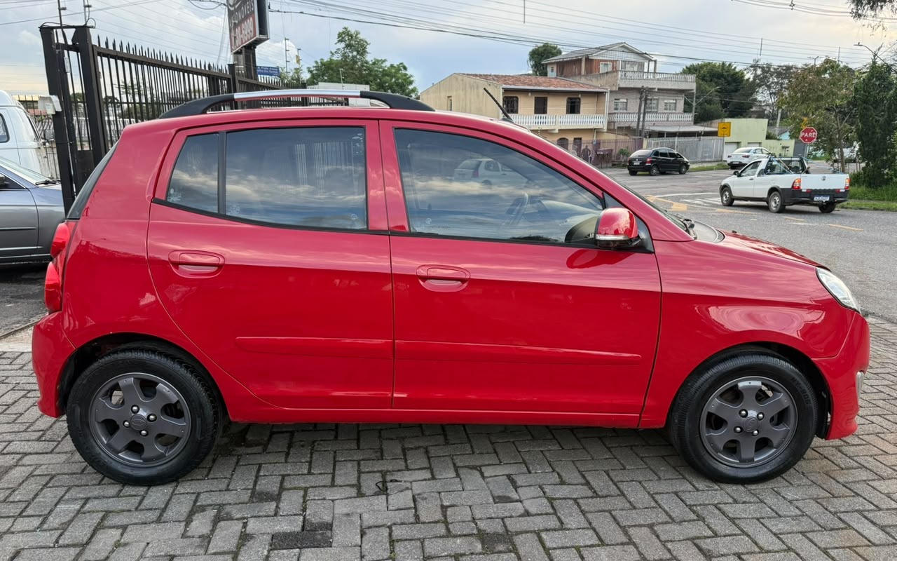imagem-https://www.socarrao.com.br/sc-vehicle-images-prod/4373889/1792176579991-V2hhdHNBcHAgSW1hZ2UgMjAyNi0xMC0xNSBhdCAyMC4yNi4zNC5qcGVn.jpeg