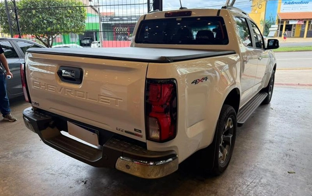 imagem-https://www.socarrao.com.br/sc-vehicle-images-prod/4373922/1792176910303-8578358_6_B_91ba2c1273.jpeg