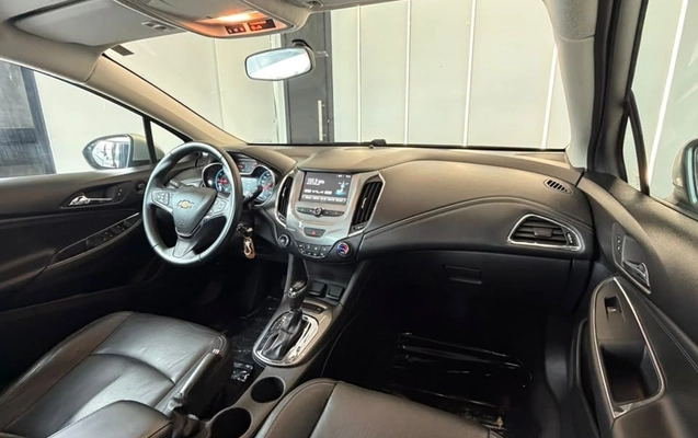 imagem-https://www.socarrao.com.br/sc-vehicle-images-prod/4373925/1792177012632-gb-527b9e4.jpeg