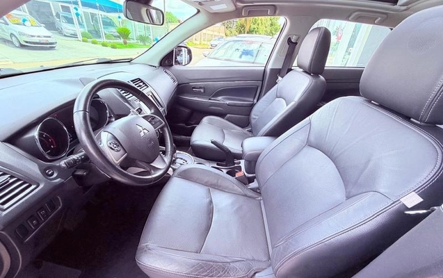 imagem-https://www.socarrao.com.br/sc-vehicle-images-prod/4373937/1792775289174-8530103_1_B_2a5788375f.jpeg