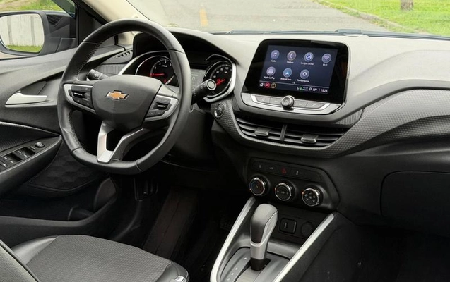 imagem-https://www.socarrao.com.br/sc-vehicle-images-prod/4373973/1792249621108-8578812_14_B_02f27d67ca.jpeg