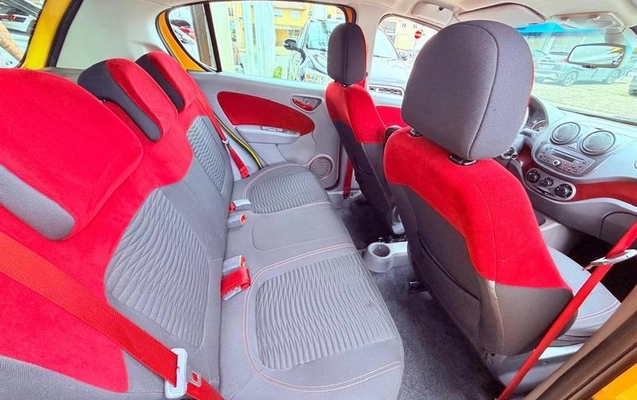 imagem-https://www.socarrao.com.br/sc-vehicle-images-prod/4373995/1792601131557-8564575_9_B_581d924d4c.jpeg