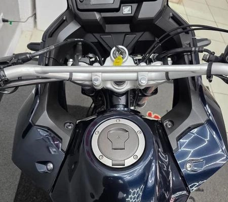imagem-https://www.socarrao.com.br/sc-vehicle-images-prod/4374001/1792177435833-8578837_7_B_daa6e07961.jpeg