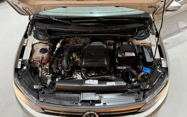 imagem-https://www.socarrao.com.br/sc-vehicle-images-prod/4374004/1792177448671-vehicle_image_1792177419_fd849200082aac4edae8a2950777e212.jpeg