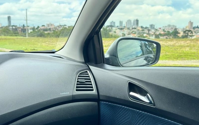 imagem-https://www.socarrao.com.br/sc-vehicle-images-prod/4374006/1792177455776-8502243_9_B_9e04caa14e.jpeg