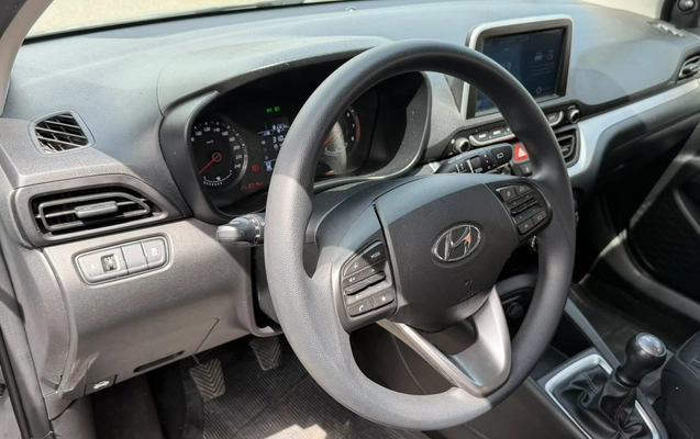 imagem-https://www.socarrao.com.br/sc-vehicle-images-prod/4374023/1792177590756-V2hhdHNBcHAgSW1hZ2UgMjAyNi0xMC0xNiBhdCAxNS4wMS40MiAoMSkuanBlZw.jpeg