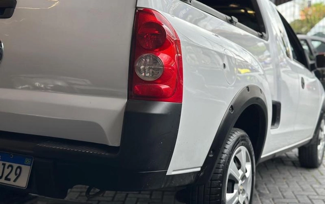 imagem-https://www.socarrao.com.br/sc-vehicle-images-prod/4374027/1792177622415-8572226_13_B_269b2753ae.jpeg