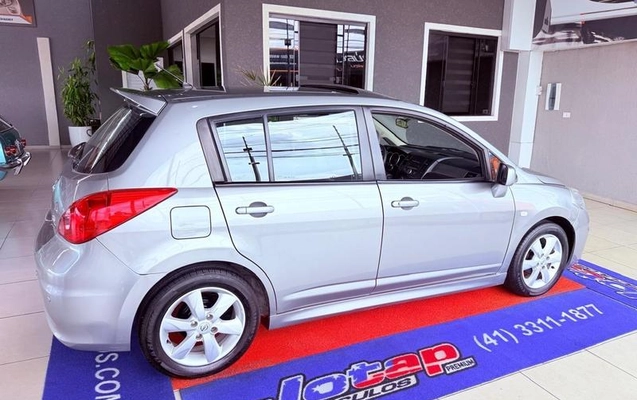imagem-https://www.socarrao.com.br/sc-vehicle-images-prod/4374044/1792601140184-8517517_10_B_6d7aa22aa0.jpeg