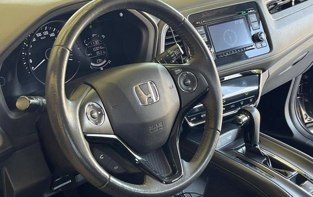 imagem-https://www.socarrao.com.br/sc-vehicle-images-prod/4374045/1792594996465-8578203_9_B_15086555f0.jpeg