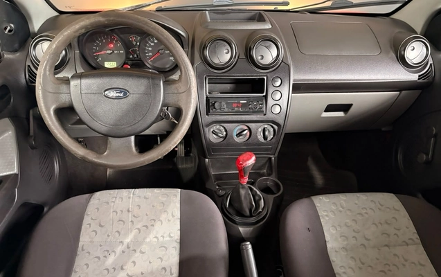 imagem-https://www.socarrao.com.br/sc-vehicle-images-prod/4374053/1792177913018-e7f6723fc2594c70a057d377bb4e44eb_1792177872506.jpg