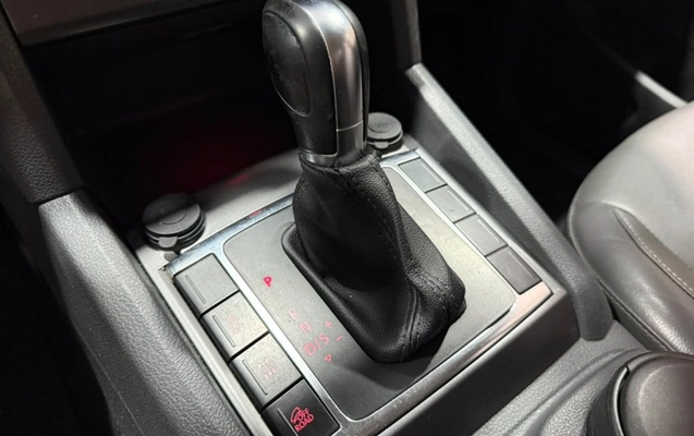 imagem-https://www.socarrao.com.br/sc-vehicle-images-prod/4374142/1792178213734-vehicle_image_1792178183_b08f316c545e56e79b318fac29993cb5.jpeg