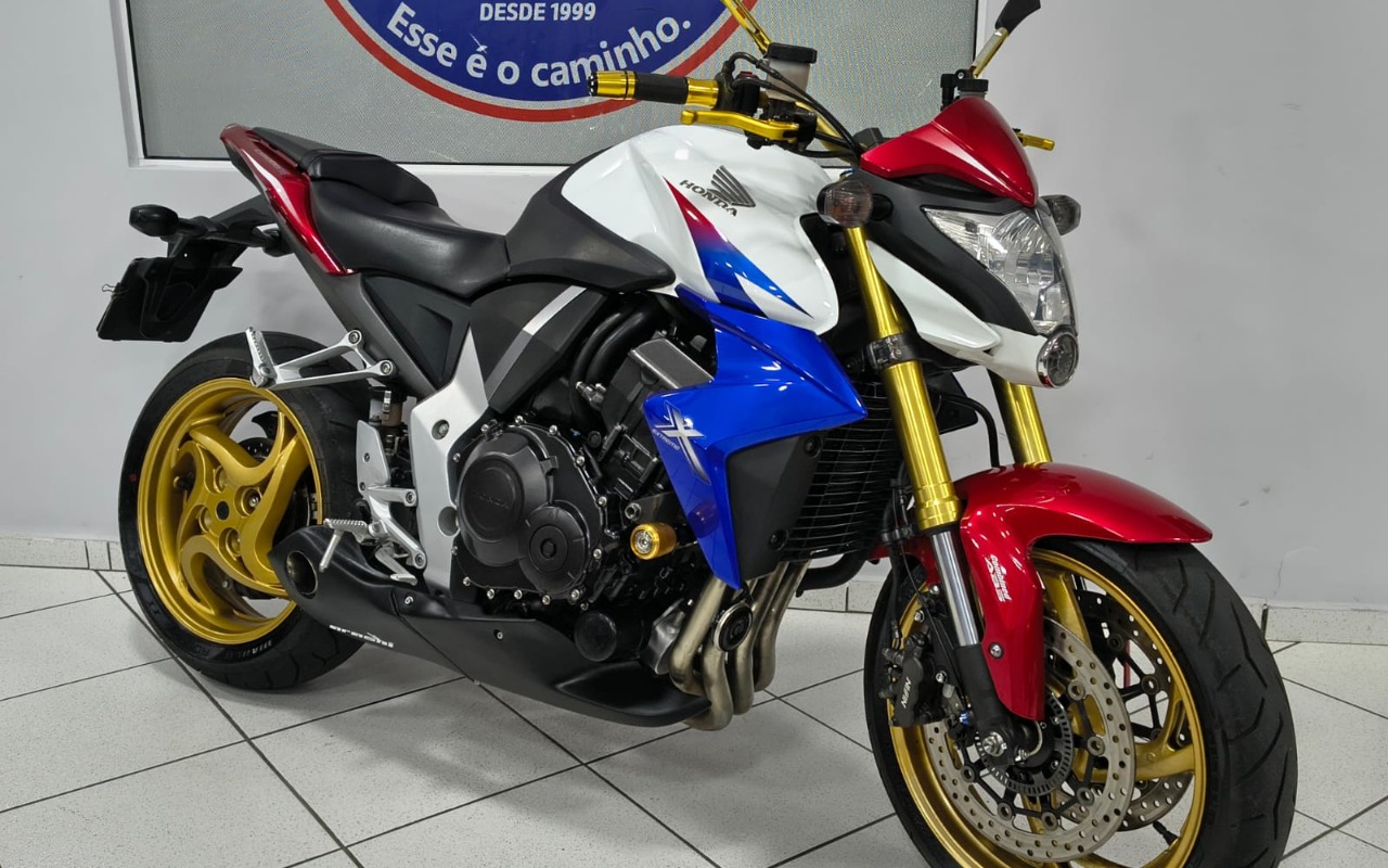 Honda CB 1000R/ABS 2015 Branco — foto 1 de 3