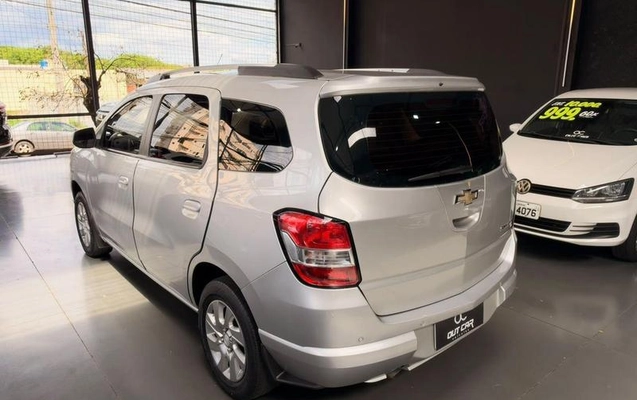 imagem-https://www.socarrao.com.br/sc-vehicle-images-prod/4374180/1792506369744-8571054_2_B_887ff49a8a.jpeg