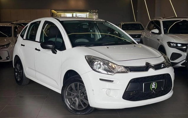 imagem-https://www.socarrao.com.br/sc-vehicle-images-prod/4374208/1792179150384-8559835_2_B_f9a282c58e.jpeg