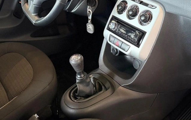 imagem-https://www.socarrao.com.br/sc-vehicle-images-prod/4374208/1792179150423-8559835_9_B_7bfa8f08a5.jpeg
