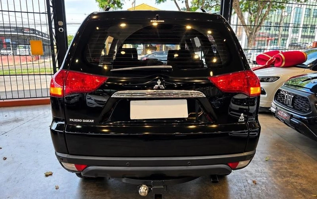 imagem-https://www.socarrao.com.br/sc-vehicle-images-prod/4374228/1792179043532-8576486_7_B_157b554fb2.jpeg