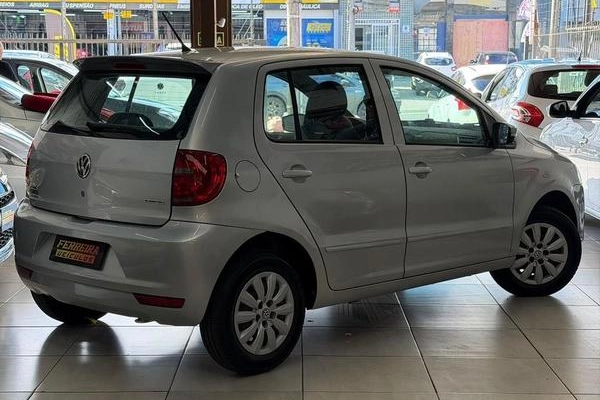 imagem-https://www.socarrao.com.br/sc-vehicle-images-prod/4374273/1792600546038-8578987_0_B_e730335dc1.jpeg
