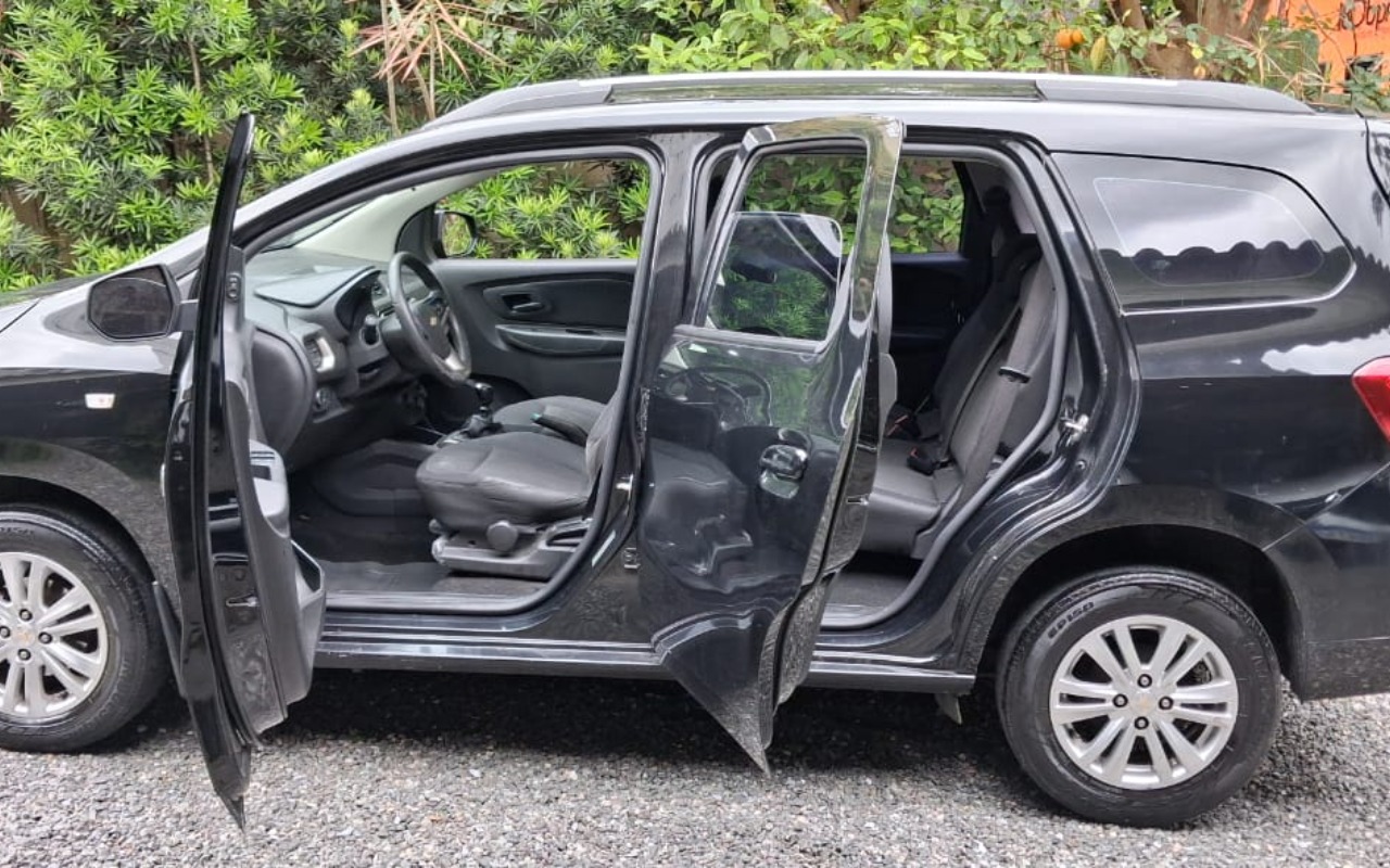 imagem-https://www.socarrao.com.br/sc-vehicle-images-prod/4374281/1792180409794-V2hhdHNBcHAgSW1hZ2UgMjAyNi0xMC0xNiBhdCAxNi4yMi41NiAoMSkuanBlZw.jpeg
