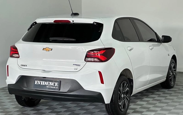 imagem-https://www.socarrao.com.br/sc-vehicle-images-prod/4374283/1792584157702-8576263_3_B_b40e85ab71.jpeg