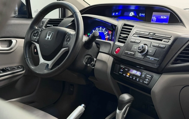 imagem-https://www.socarrao.com.br/sc-vehicle-images-prod/4374306/1792181690601-51261d3e90744ac6aae2108a2990dcf1_1792168546989.jpg